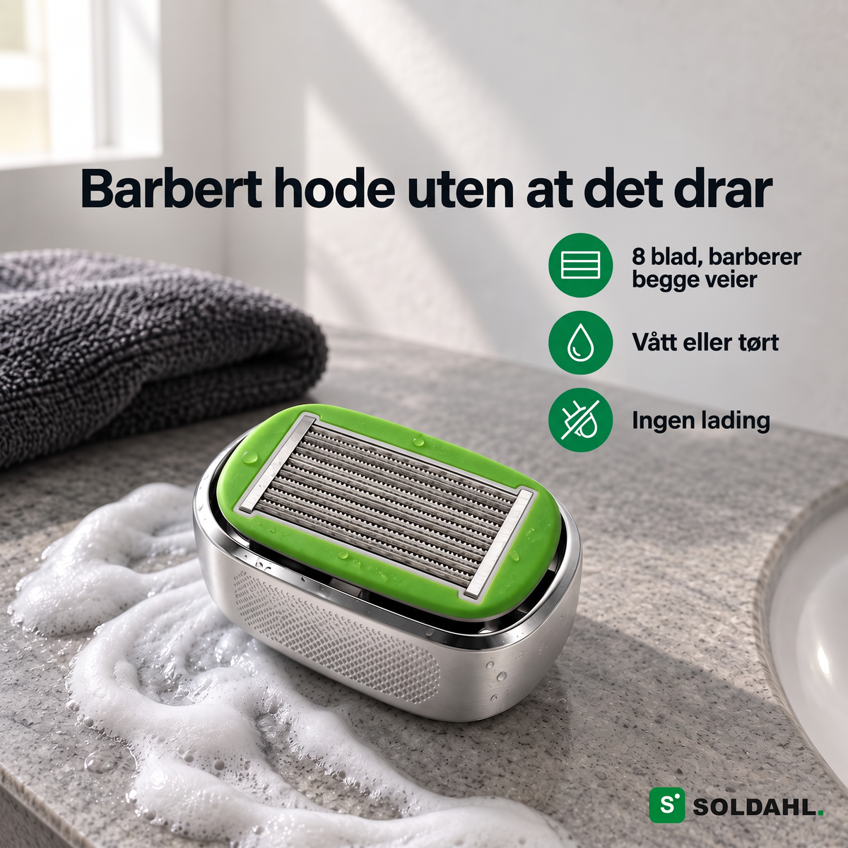 Soldahl Blankrak hodebarberer med 8 blad på en benk på badet