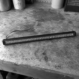 Enkel LED-lysbar uten sett